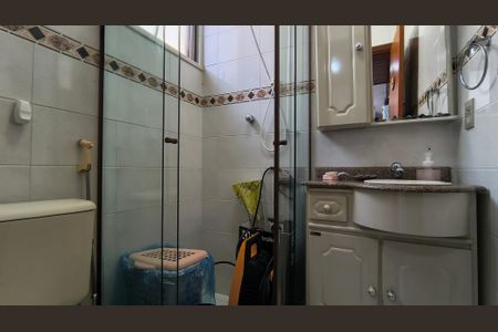 Apartamento à venda com 324m², 4 quartos e 3 vagas Apartamento à venda com 324m², 4 quartos e 3 vagasBanheiro Social 2