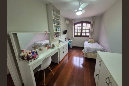Casa à venda com 4 quartos, 199m² em Campo Belo, São Paulo