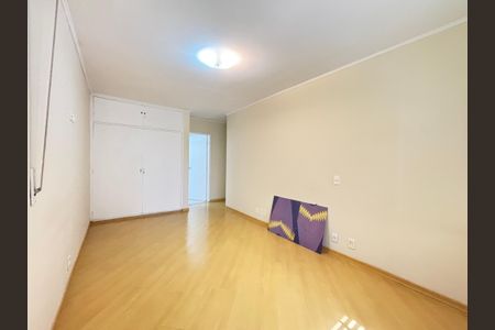 Apartamento à venda com 134m², 3 quartos e 1 vaga Apartamento à venda com 134m², 3 quartos e 1 vagaSuíte
