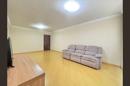 Apartamento à venda com 134m², 3 quartos e 1 vaga Apartamento à venda com 134m², 3 quartos e 1 vagaSala
