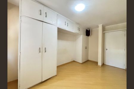 Apartamento à venda com 134m², 3 quartos e 1 vaga Apartamento à venda com 134m², 3 quartos e 1 vagaQuarto 2