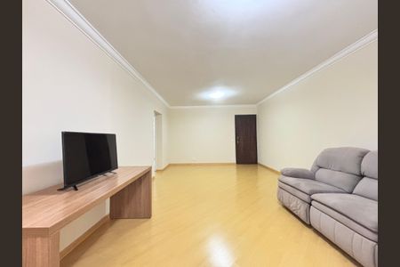 Apartamento à venda com 134m², 3 quartos e 1 vaga Apartamento à venda com 134m², 3 quartos e 1 vagaSala