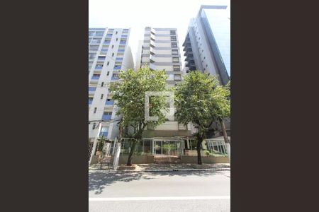 Apartamento à venda com 134m², 3 quartos e 1 vaga Apartamento à venda com 134m², 3 quartos e 1 vagaFachada