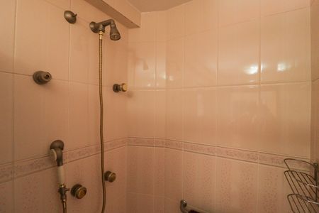 Apartamento para alugar com 200m², 3 quartos e 3 vagas Apartamento para alugar com 200m², 3 quartos e 3 vagasBanheiro da Suíte 3