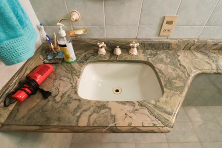 Apartamento para alugar com 200m², 3 quartos e 3 vagas Apartamento para alugar com 200m², 3 quartos e 3 vagasBanheiro da Suíte 2