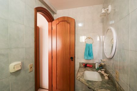 Apartamento para alugar com 200m², 3 quartos e 3 vagas Apartamento para alugar com 200m², 3 quartos e 3 vagasBanheiro da Suíte 2