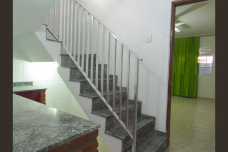 Casa à venda com 320m², 4 quartos e 2 vagasSala