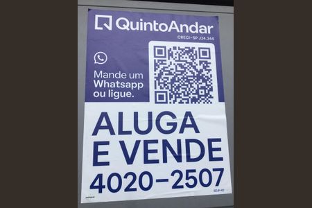 Casa à venda com 320m², 4 quartos e 2 vagas Casa à venda com 320m², 4 quartos e 2 vagasPlaca