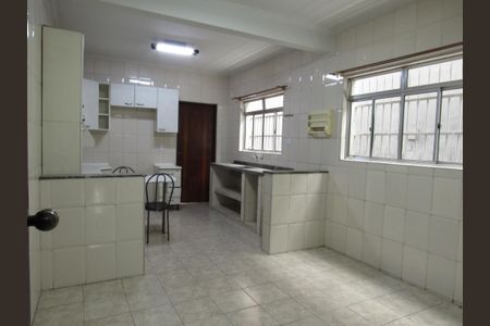 Casa à venda com 320m², 4 quartos e 2 vagasCozinha