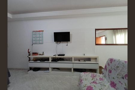 Casa à venda com 2 quartos, 160m² em Vila Carrão, São Paulo