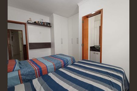 Casa à venda com 2 quartos, 160m² em Vila Carrão, São Paulo