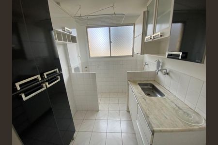 Apartamento à venda com 3 quartos, 60m² em Buritis, Belo Horizonte