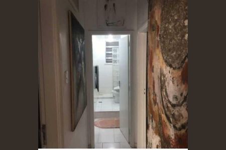 Apartamento à venda com 76m², 1 quarto e sem vaga