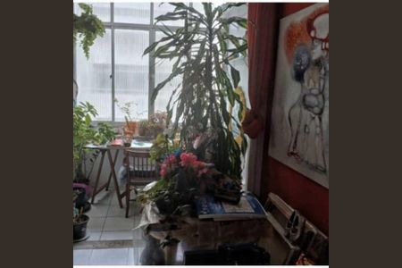 Apartamento à venda com 76m², 1 quarto e sem vaga