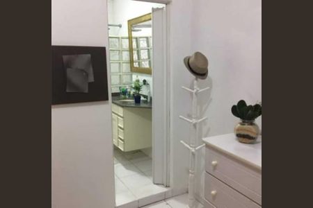 Apartamento à venda com 76m², 1 quarto e sem vaga