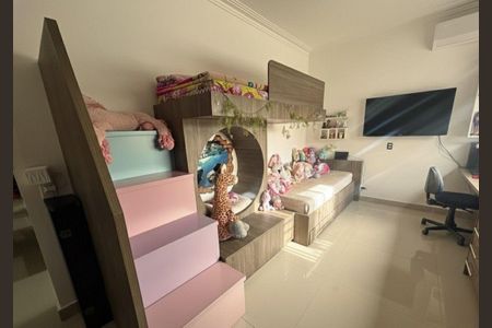 Casa à venda com 2 quartos, 300m² em Alphaville, Santana de Parnaíba