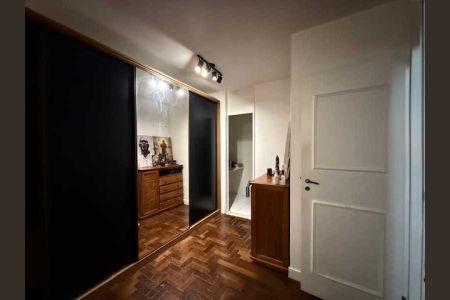 Apartamento à venda com 117m², 2 quartos e 1 vaga