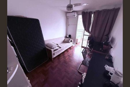 Apartamento à venda com 117m², 2 quartos e 1 vaga