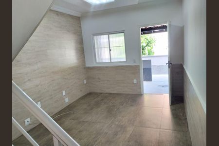 Casa à venda com 2 quartos, 92m² em Curicica, Rio de Janeiro