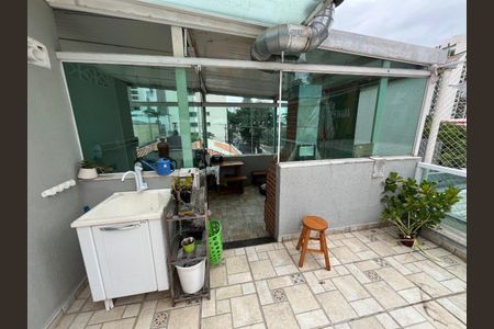 Casa à venda com 161m², 2 quartos e sem vaga