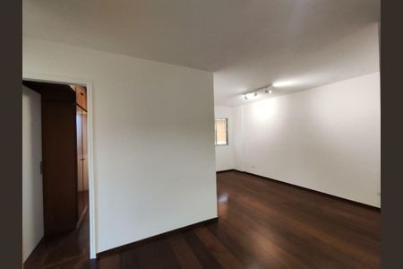 Apartamento à venda com 3 quartos, 70m² em Vila Indiana, São Paulo