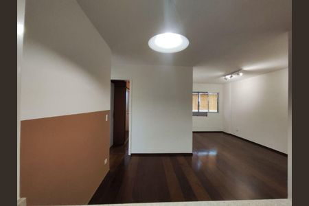 Apartamento à venda com 3 quartos, 70m² em Vila Indiana, São Paulo