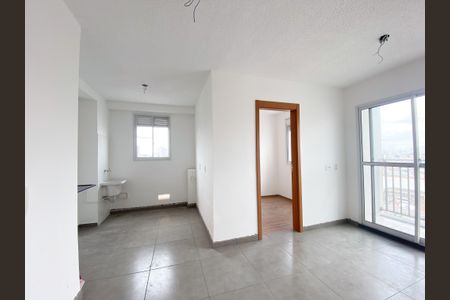 Apartamento para alugar com 39m², 2 quartos e sem vaga Apartamento para alugar com 39m², 2 quartos e sem vagaSala
