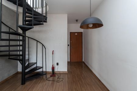 Apartamento para alugar com 160m², 4 quartos e 2 vagas Apartamento para alugar com 160m², 4 quartos e 2 vagasSala