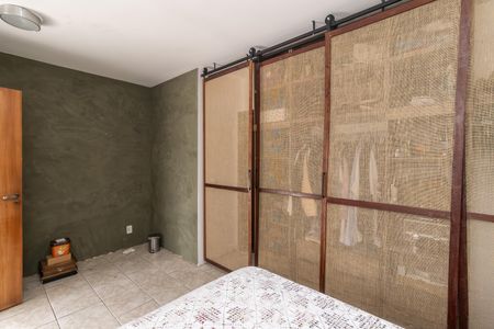 Apartamento para alugar com 160m², 4 quartos e 2 vagas Apartamento para alugar com 160m², 4 quartos e 2 vagasQuarto 4