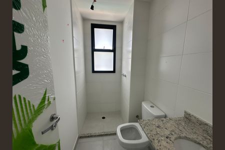 Apartamento à venda com 73m², 3 quartos e 2 vagasBanheiro da Suíte