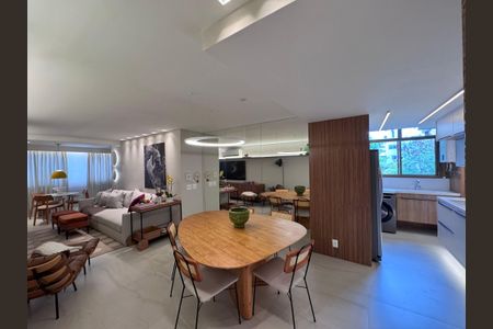 Apartamento para alugar com 90m², 2 quartos e 1 vaga Apartamento para alugar com 90m², 2 quartos e 1 vagaSala