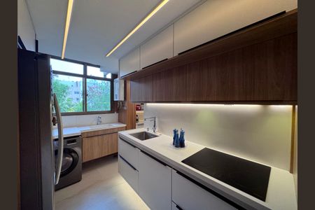 Apartamento para alugar com 90m², 2 quartos e 1 vaga Apartamento para alugar com 90m², 2 quartos e 1 vagaCozinha e Área de Serviço