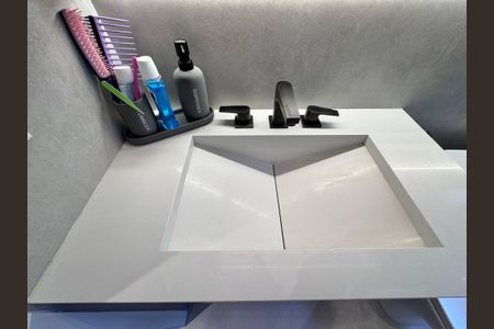 Apartamento para alugar com 90m², 2 quartos e 1 vaga Apartamento para alugar com 90m², 2 quartos e 1 vagaSuíte - Banheiro