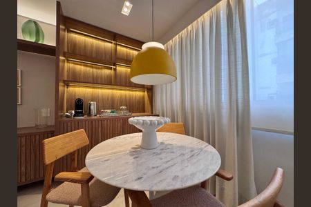 Apartamento para alugar com 90m², 2 quartos e 1 vaga Apartamento para alugar com 90m², 2 quartos e 1 vagaSala