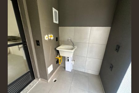 Apartamento à venda com 73m², 3 quartos e 1 vagaÁrea de Serviço