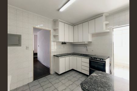 Apartamento à venda com 84m², 2 quartos e 1 vaga Apartamento à venda com 84m², 2 quartos e 1 vagaCozinha