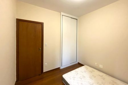 Apartamento à venda com 105m², 2 quartos e 2 vagas Apartamento à venda com 105m², 2 quartos e 2 vagasquarto 1