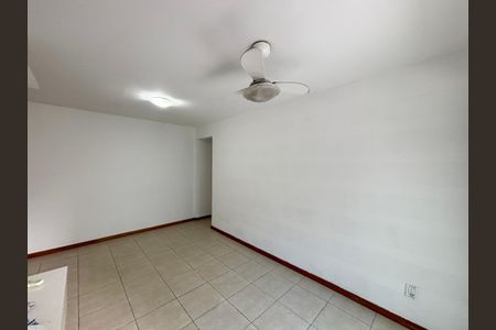 Apartamento para alugar com 111m², 3 quartos e 2 vagasSala