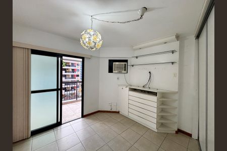 Apartamento para alugar com 111m², 3 quartos e 2 vagasQuarto 3
