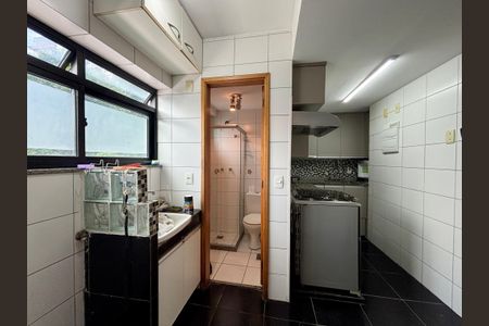Apartamento para alugar com 111m², 3 quartos e 2 vagasÁrea de serviço