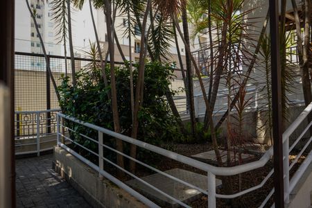 Apartamento para alugar com 52m², 2 quartos e 1 vaga Apartamento para alugar com 52m², 2 quartos e 1 vagaFachada