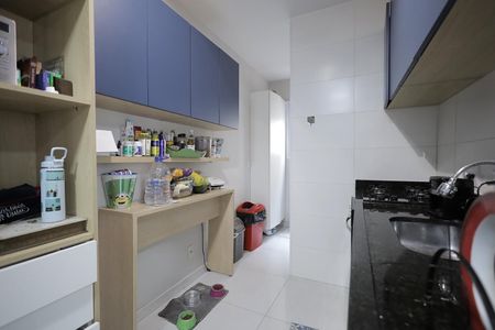 Apartamento à venda com 60m², 2 quartos e 1 vagaCozinha