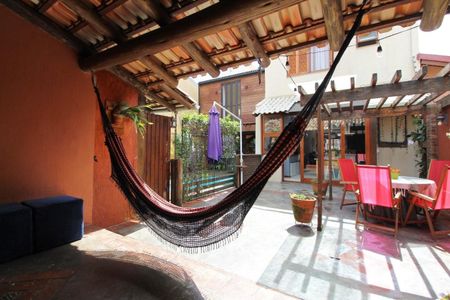 Casa à venda com 160m², 3 quartos e 2 vagasÁrea externa