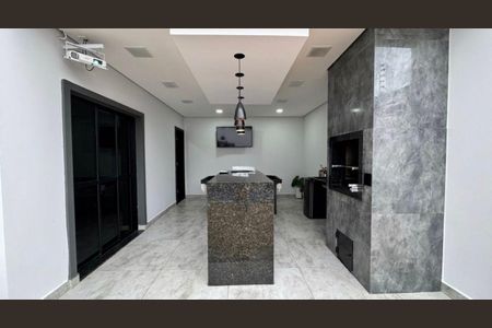 Casa para alugar com 200m², 3 quartos e 4 vagas Casa para alugar com 200m², 3 quartos e 4 vagasÁrea externa