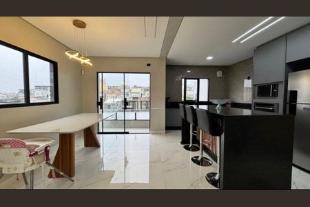 Casa para alugar com 200m², 3 quartos e 4 vagas Casa para alugar com 200m², 3 quartos e 4 vagasCozinha