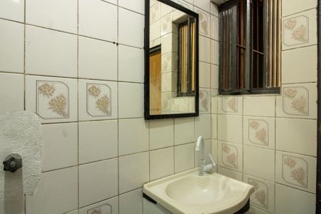 Casa para alugar com 24m², 1 quarto e sem vaga Casa para alugar com 24m², 1 quarto e sem vagaBanheiro