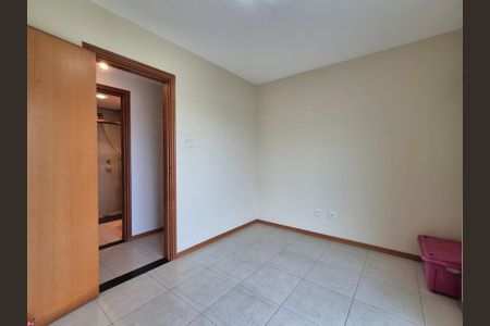 Apartamento à venda com 296m², 4 quartos e 3 vagasQuarto 2