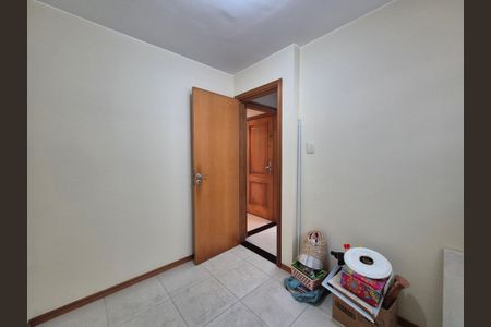 Apartamento à venda com 296m², 4 quartos e 3 vagasEscritório 