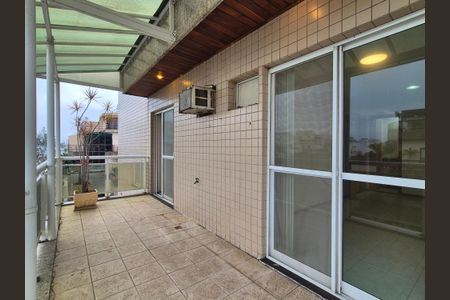 Apartamento à venda com 296m², 4 quartos e 3 vagasVaranda 