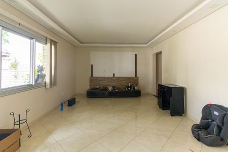 Sala de casa à venda com 3 quartos, 300m² em Vila Aricanduva, São Paulo